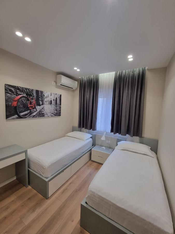 Arkle Apartment 1 Tirana Esterno foto