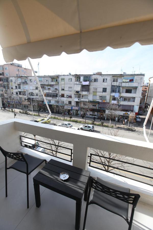 Arkle Apartment 1 Tirana Esterno foto