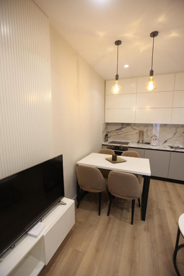 Arkle Apartment 1 Tirana Esterno foto