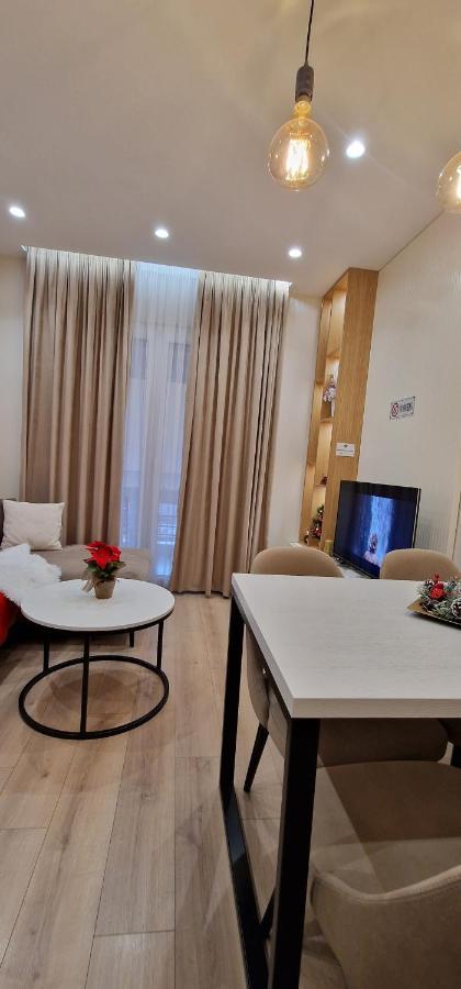 Arkle Apartment 1 Tirana Esterno foto